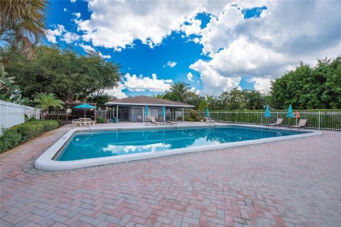 Снять в аренду таунхаус в Дейви, Флорида 2 спальни, 133.78м2, № 1882254 - фото 30