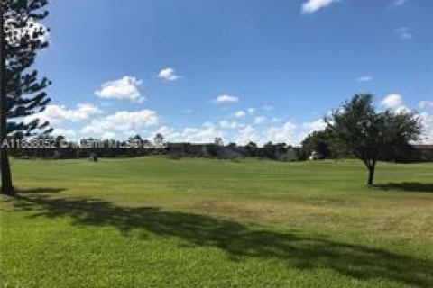 Снять в аренду таунхаус в Дейви, Флорида 2 спальни, 133.78м2, № 1882254 - фото 17