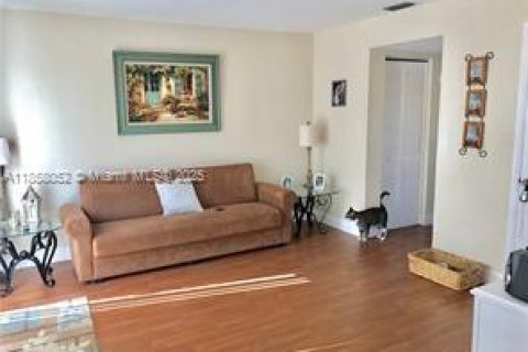 Снять в аренду таунхаус в Дейви, Флорида 2 спальни, 133.78м2, № 1882254 - фото 8