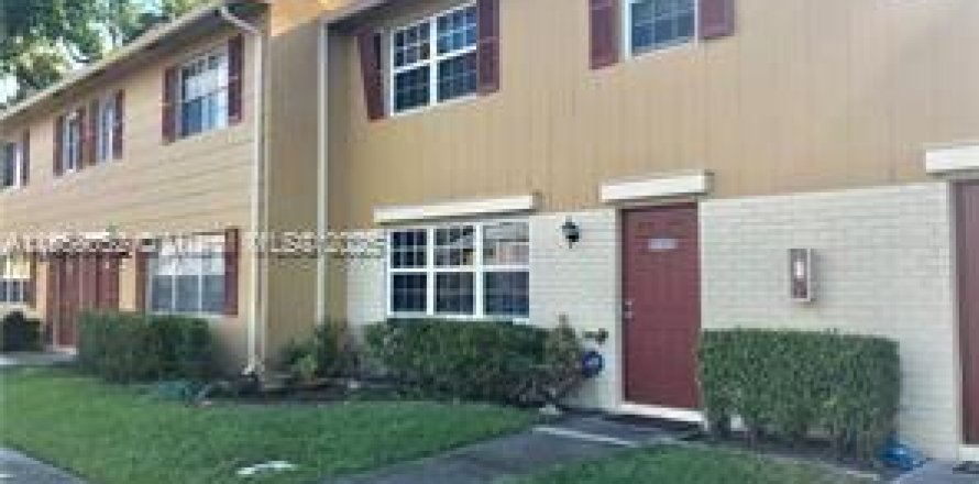 Touwnhouse à Davie, Floride 2 chambres, 133.78 m2 № 1882254