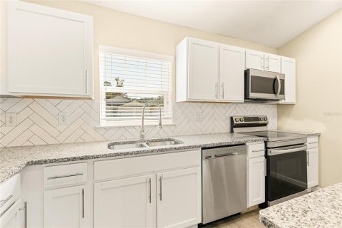 Villa ou maison à vendre à Palm Coast, Floride: 3 chambres, 139.35 m2 № 2433355 - photo 5