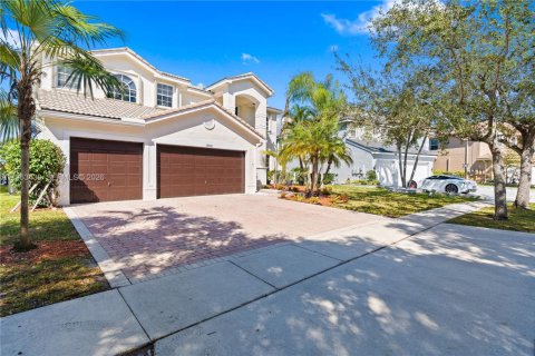 Casa en Miramar, Florida 5 dormitorios, 366.78 m2 № 2081021