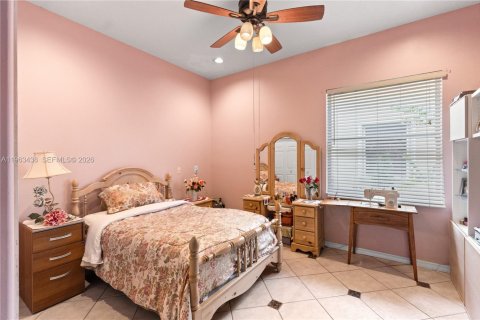 Casa en venta en Miramar, Florida, 5 dormitorios, 366.78 m2 № 2081021 - foto 18