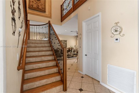 Casa en venta en Miramar, Florida, 5 dormitorios, 366.78 m2 № 2081021 - foto 23