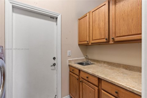 Casa en venta en Miramar, Florida, 5 dormitorios, 366.78 m2 № 2081021 - foto 25