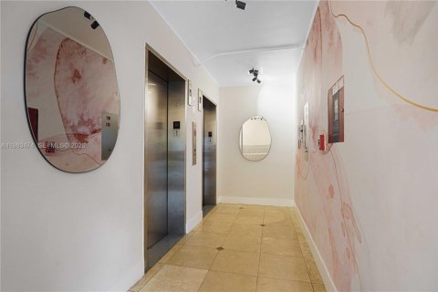 Купить кондоминиум в Майами-Бич, Флорида 1 спальня, 83.61м2, № 2043398 - фото 21