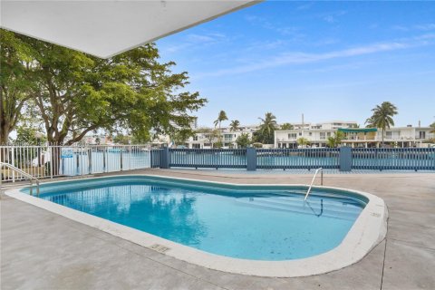 Купить кондоминиум в Майами-Бич, Флорида 1 спальня, 83.61м2, № 2043398 - фото 27