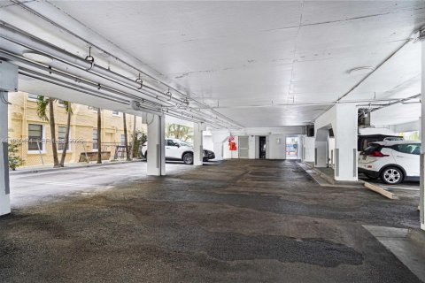 Купить кондоминиум в Майами-Бич, Флорида 1 спальня, 83.61м2, № 2043398 - фото 23