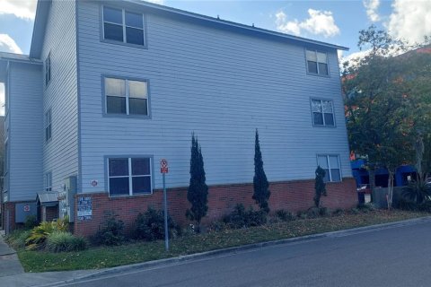 Commercial property in Gainesville, Florida № 2203102 - photo 5