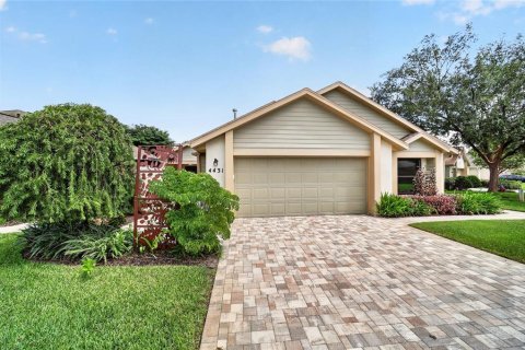 House in Ocala, Florida 3 bedrooms, 171.59 sq.m. № 2322298