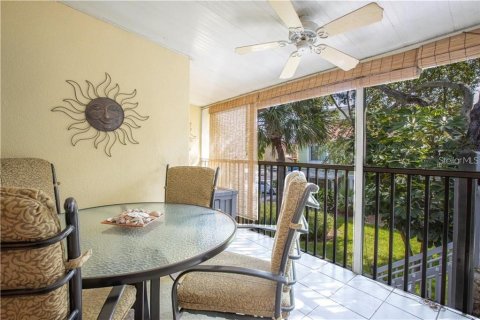 Copropriété à louer à Saint Petersburg, Floride: 2 chambres, 102.19 m2 № 2415356 - photo 21