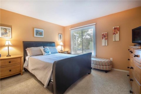 Copropriété à louer à Saint Petersburg, Floride: 2 chambres, 102.19 m2 № 2415356 - photo 9
