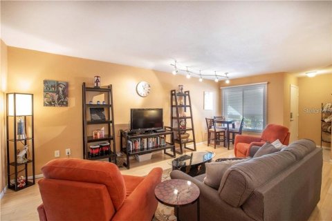 Copropriété à louer à Saint Petersburg, Floride: 2 chambres, 102.19 m2 № 2415356 - photo 6