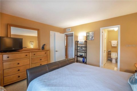 Copropriété à louer à Saint Petersburg, Floride: 2 chambres, 102.19 m2 № 2415356 - photo 10