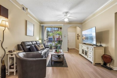 Condo in Orlando, Florida, 3 bedrooms № 2258607 - photo 6