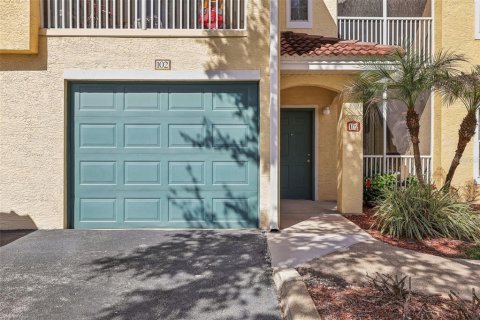 Condo in Orlando, Florida, 3 bedrooms № 2258607 - photo 3