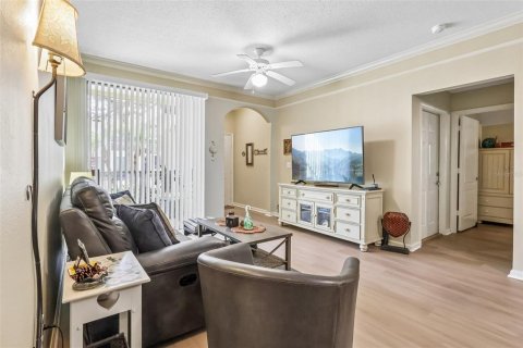 Condo in Orlando, Florida, 3 bedrooms № 2258607 - photo 16