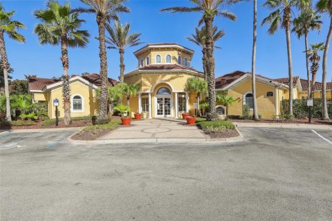 Condo in Orlando, Florida, 3 bedrooms № 2258607 - photo 28
