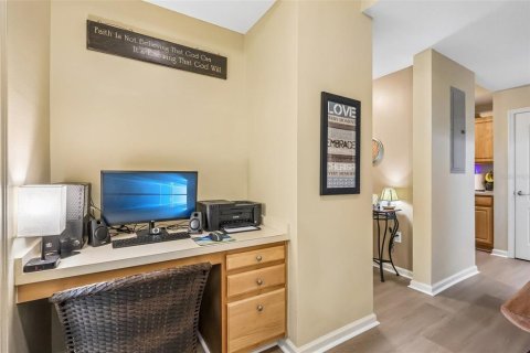 Condo in Orlando, Florida, 3 bedrooms № 2258607 - photo 20