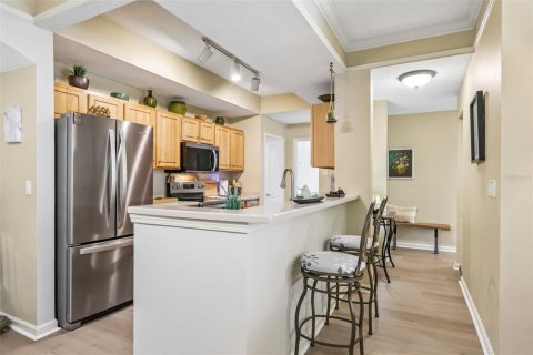 Condo in Orlando, Florida, 3 bedrooms № 2258607 - photo 12