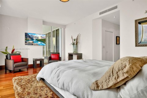 Купить кондоминиум в Майами, Флорида 3 спальни, 240.71м2, № 1842793 - фото 18