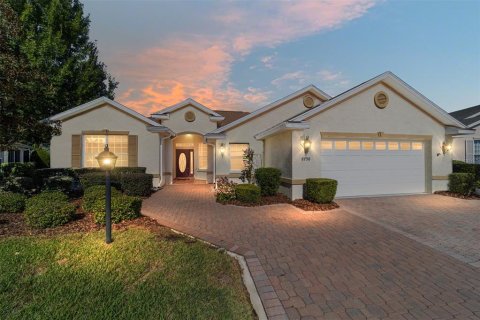 Casa en Ocala, Florida 3 dormitorios, 199.28 m2 № 2135615