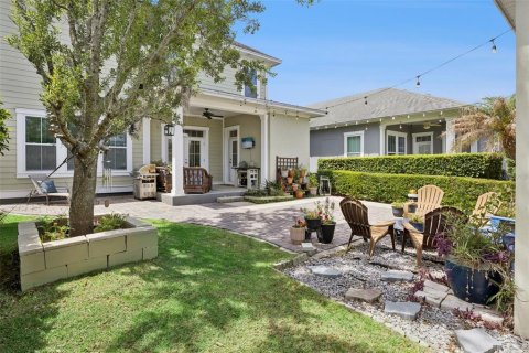 House in Winter Garden, Florida 3 bedrooms, 209.22 sq.m. № 2238238 - photo 17
