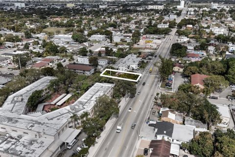 Propiedad comercial en venta en Miami, Florida, 100.71 m2 № 1871725 - foto 6