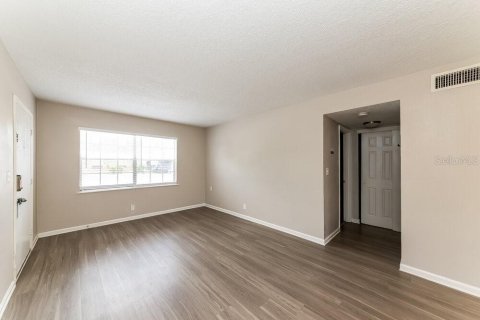 Copropriété à louer à Bradenton, Floride: 2 chambres, 94.67 m2 № 2100268 - photo 5