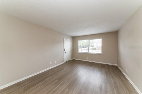 Copropriété à louer à Bradenton, Floride: 2 chambres, 94.67 m2 № 2100268 - photo 4