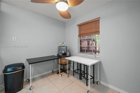 Condo in Fort Lauderdale, Florida, 2 bedrooms  № 2030600 - photo 6