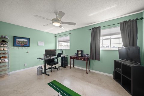 Condo in Fort Lauderdale, Florida, 2 bedrooms  № 2030600 - photo 9