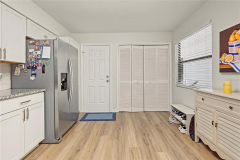 Villa ou maison à vendre à Tarpon Springs, Floride: 2 chambres, 115.2 m2 № 2430781 - photo 30