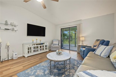 Villa ou maison à vendre à Tarpon Springs, Floride: 2 chambres, 115.2 m2 № 2430781 - photo 22