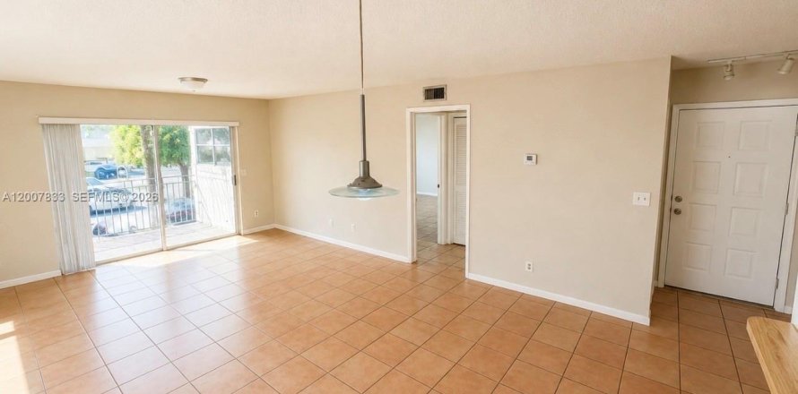 Condo à Pembroke Pines, Floride, 1 chambre № 2170856