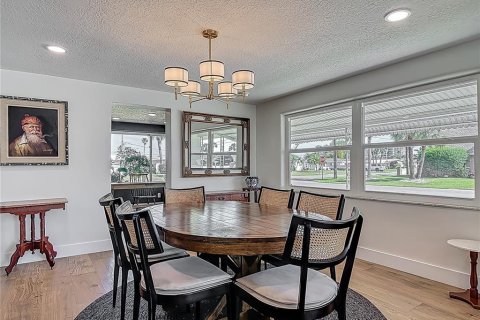 Casa en venta en New Smyrna Beach, Florida, 2 dormitorios, 150.5 m2 № 1838046 - foto 15