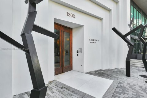 Copropriété à vendre à Miami, Floride: 2 chambres, 101.08 m2 № 1955903 - photo 10