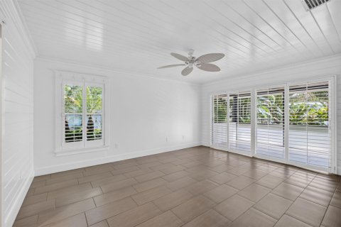 Villa ou maison à vendre à Stuart, Floride: 2 chambres, 139.35 m2 № 2394638 - photo 15
