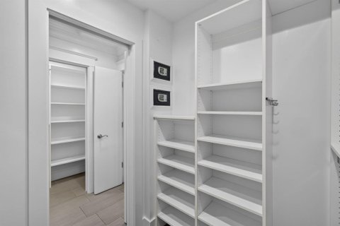 Villa ou maison à vendre à Stuart, Floride: 2 chambres, 139.35 m2 № 2394638 - photo 18