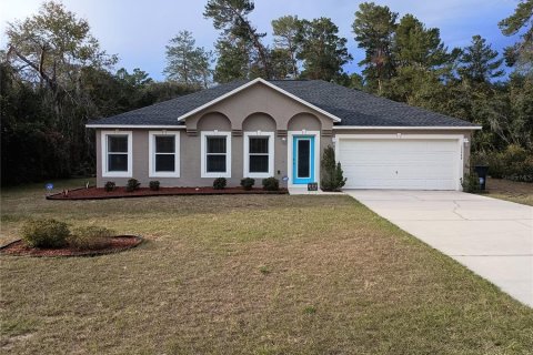 Casa en venta en Ocala, Florida, 3 dormitorios, 181.35 m2 № 1563725 - foto 1