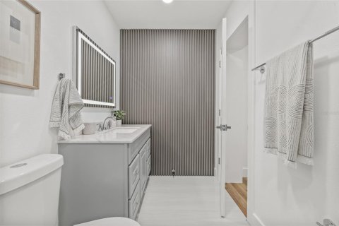 House in Tampa, Florida 3 bedrooms, 111.48 sq.m. № 1900531 - photo 19
