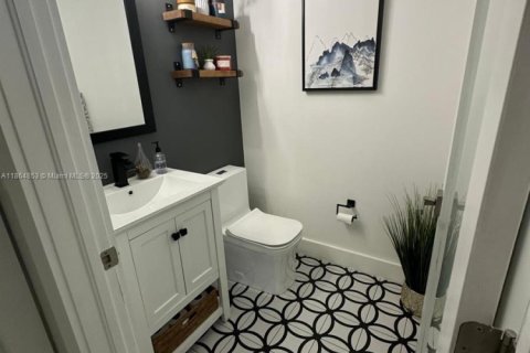 Купить виллу или дом в Майами, Флорида 4 спальни, 181.53м2, № 1957606 - фото 25