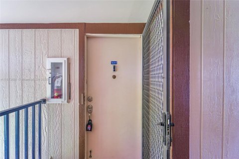 Condominio en venta en Tamarac, Florida, 2 dormitorios, 76.83 m2 № 1926998 - foto 19