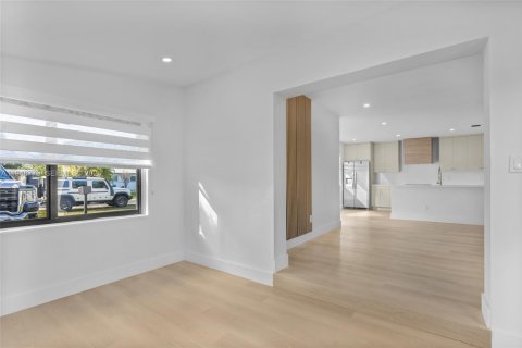 Villa ou maison à vendre à Cutler Bay, Floride: 4 chambres, 123.65 m2 № 2004658 - photo 13