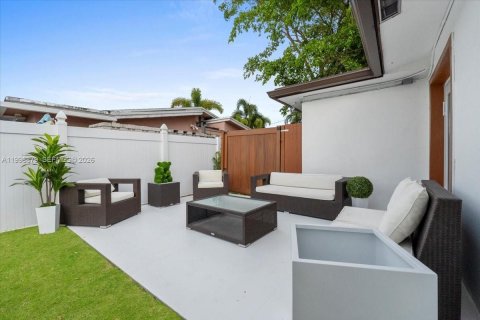 Villa ou maison à vendre à Oakland Park, Floride: 3 chambres, 106.28 m2 № 2060921 - photo 7