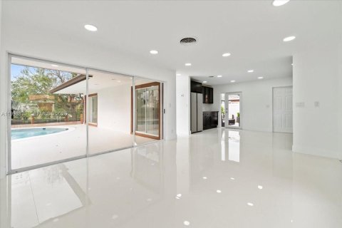 Villa ou maison à vendre à Oakland Park, Floride: 3 chambres, 106.28 m2 № 2060921 - photo 15