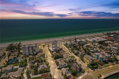 Copropriété à vendre à Saint Pete Beach, Floride: 2 chambres, 124.49 m2 № 2308291 - photo 8