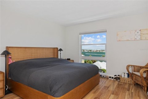 Copropriété à vendre à Saint Pete Beach, Floride: 2 chambres, 124.49 m2 № 2308291 - photo 25