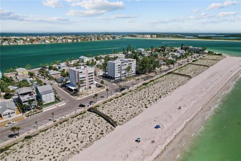 Copropriété à vendre à Saint Pete Beach, Floride: 2 chambres, 124.49 m2 № 2308291 - photo 9