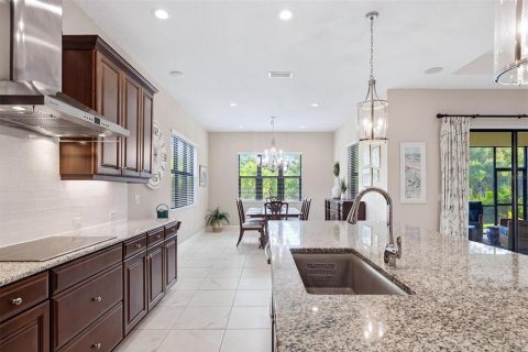 House in Bradenton, Florida 4 bedrooms, 256.22 sq.m. № 2096996 - photo 24